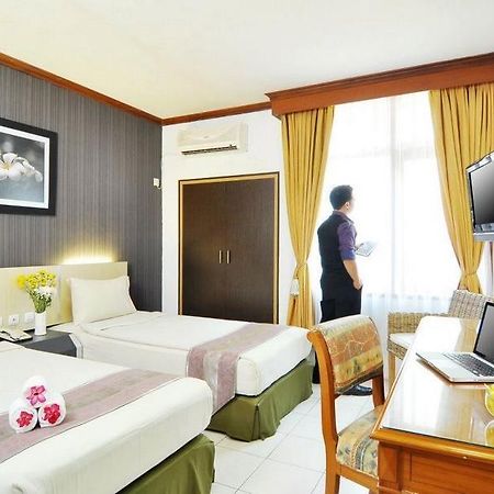 Hotel Cirebon Plaza Exteriér fotografie